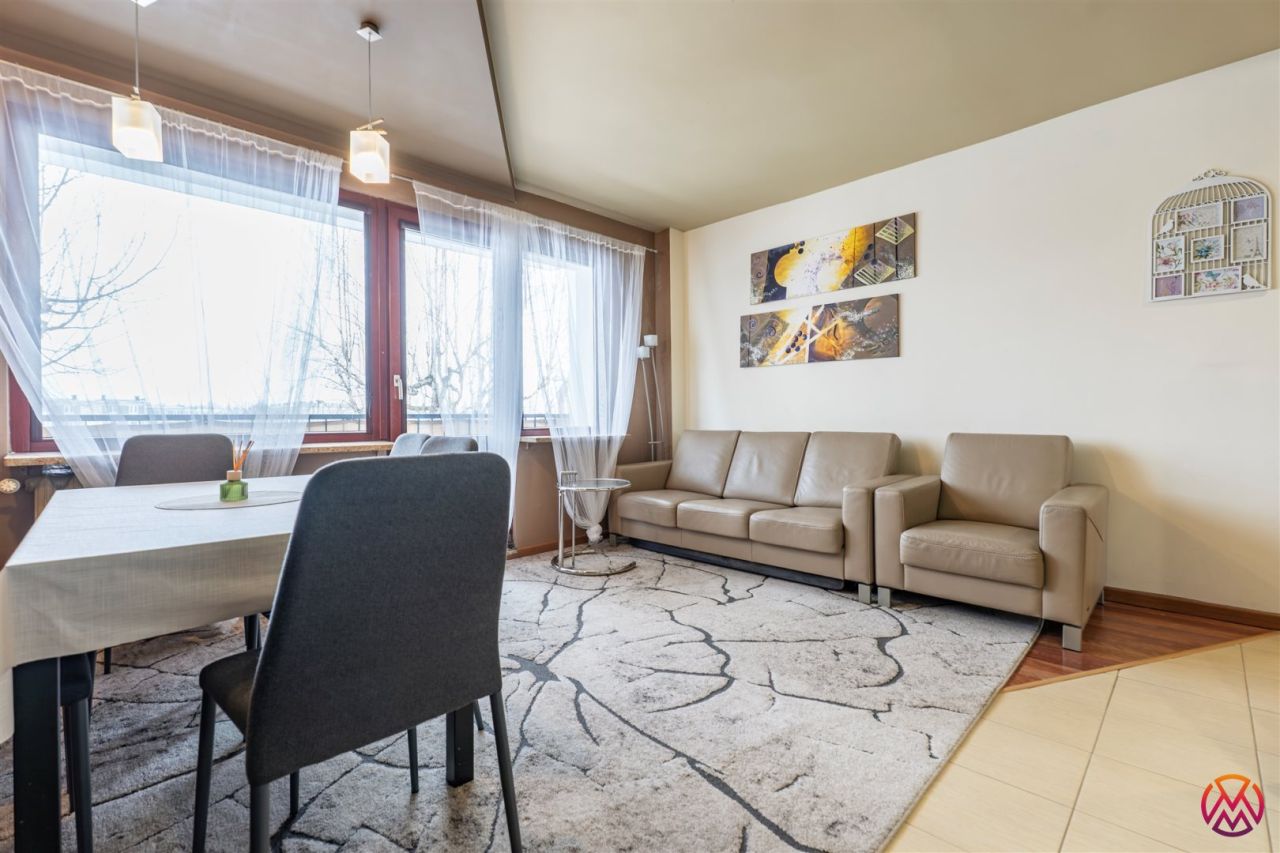 Mieszkanie 3-pokojowe Pabianice, ul. Nawrockiego. Zdjęcie 2