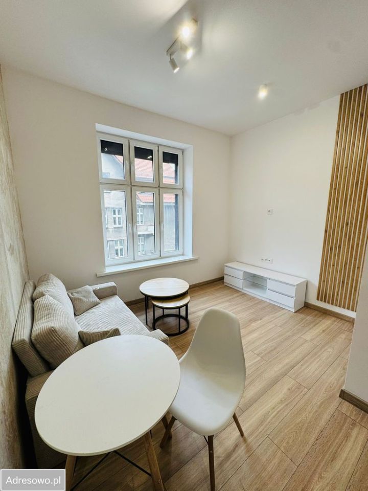 Mieszkanie 1-pokojowe Katowice Śródmieście, ul. Juliusza Słowackiego. Zdjęcie 12