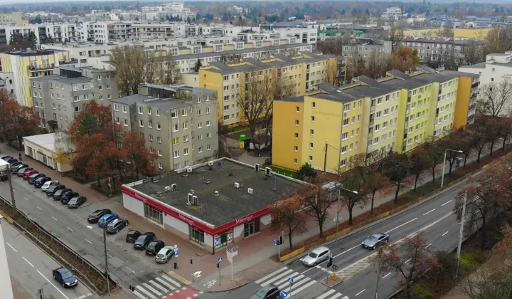 Lokal Pruszków Centrum, al. Niepodległości
