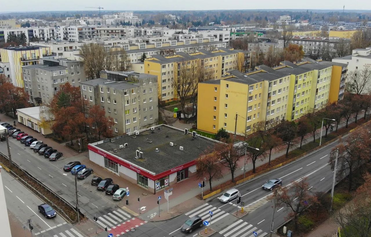 Lokal Pruszków Centrum, al. Niepodległości. Zdjęcie 1