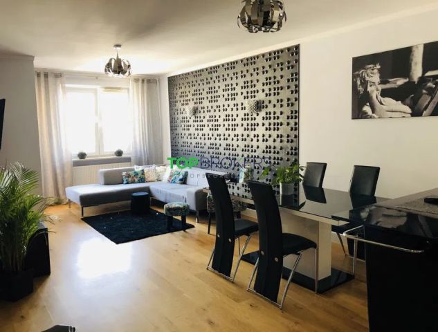 Mieszkanie 3-pokojowe Warszawa Wola, ul. Radziwie. Zdjęcie 3