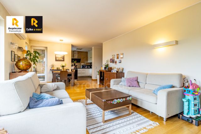 Mieszkanie 2-pokojowe Rumia, ul. Żwirki i Wigury. Zdjęcie 1