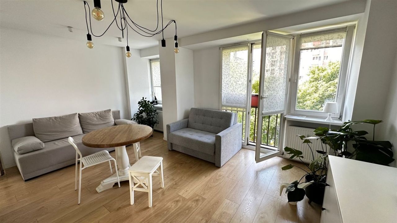 Mieszkanie 2-pokojowe Katowice, ul. Uniwersytecka. Zdjęcie 4