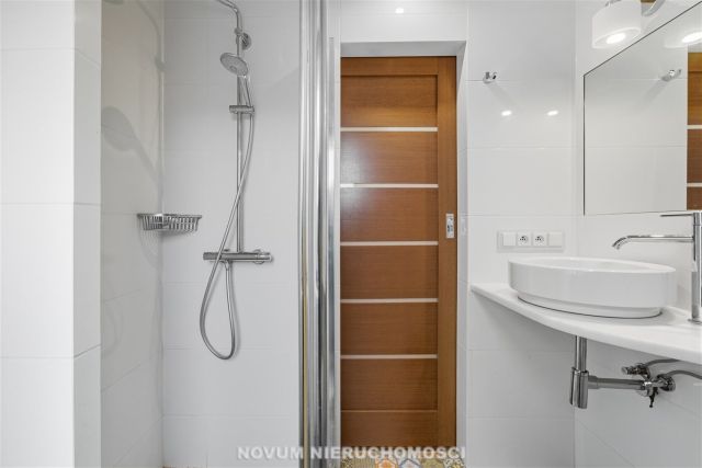 dom wolnostojący, 6 pokoi Tarnowskie Góry. Zdjęcie 23