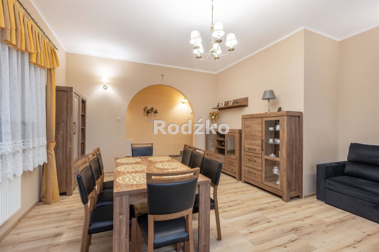 dom wolnostojący, 9 pokoi Bydgoszcz Czyżkówko, ul. Wiejska. Zdjęcie 3