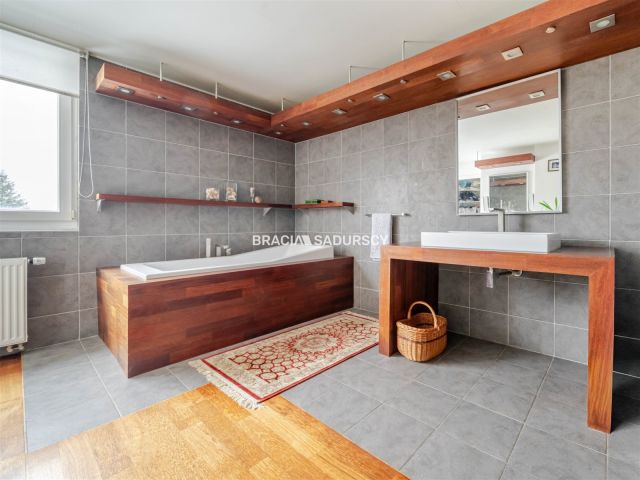 dom wolnostojący, 7 pokoi Krzeszowice, ul. Żbicka. Zdjęcie 22