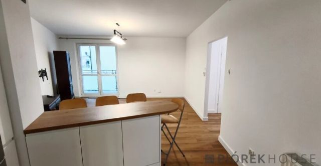 Mieszkanie 2-pokojowe Warszawa Rembertów, al. gen. Antoniego Chruściela "Montera". Zdjęcie 2