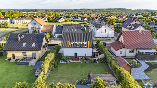 dom wolnostojący, 4 pokoje Reda Ciechocino. Zdjęcie 16
