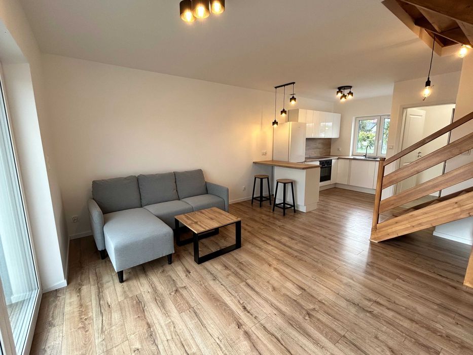 dom wolnostojący, 4 pokoje Skowarcz