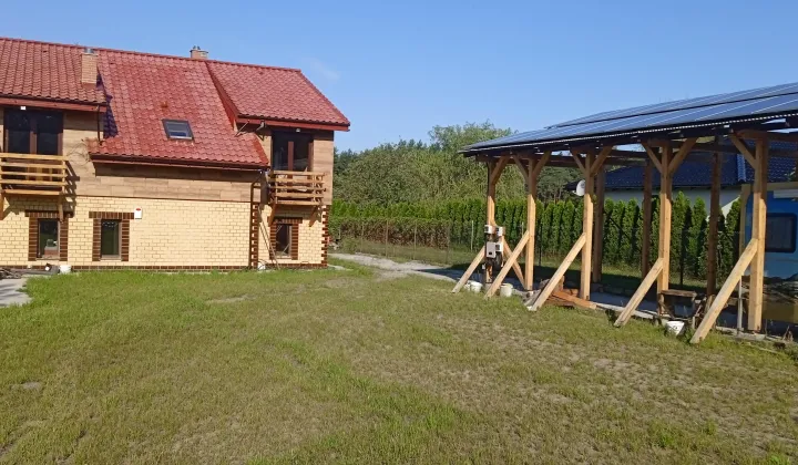 dom wolnostojący, 10 pokoi Bródki