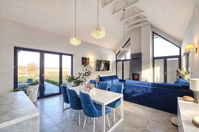 dom wolnostojący, 6 pokoi Nieciszów, Żurawia. Zdjęcie 3