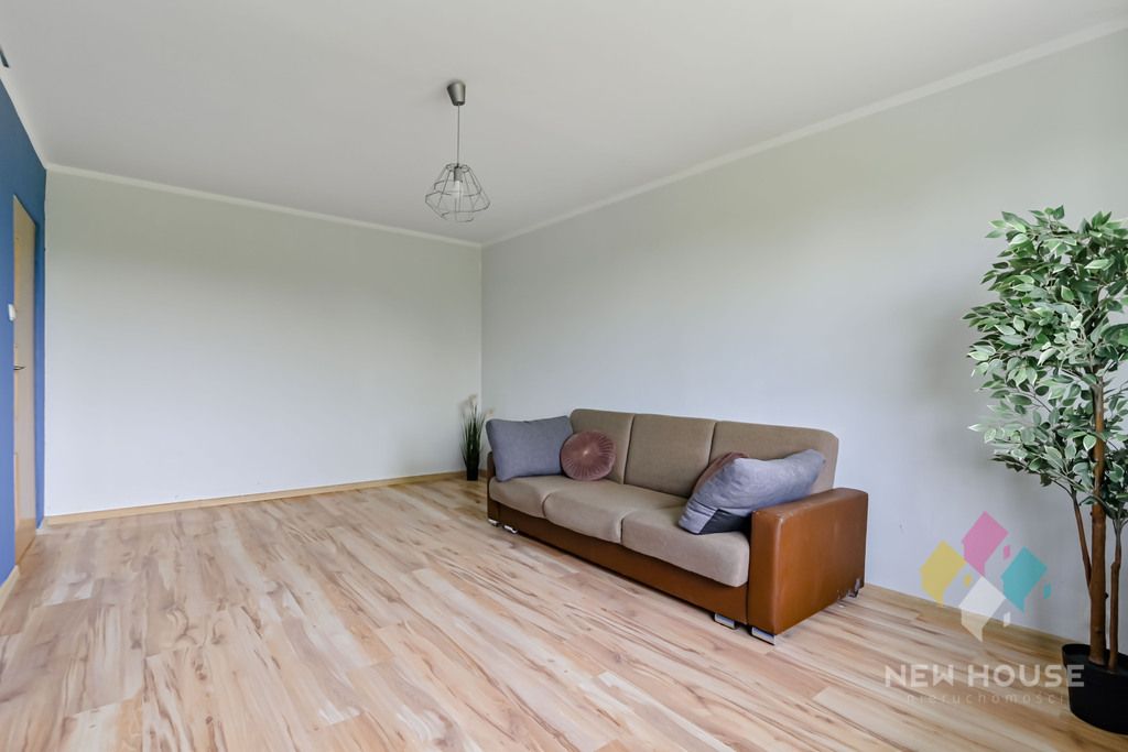 Mieszkanie 3-pokojowe Jesionowo. Zdjęcie 4