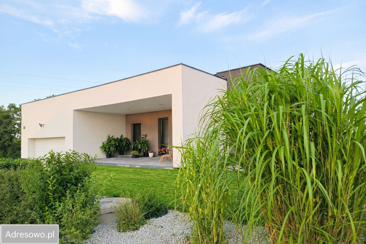 dom wolnostojący, 3 pokoje Wichulec. Zdjęcie 12