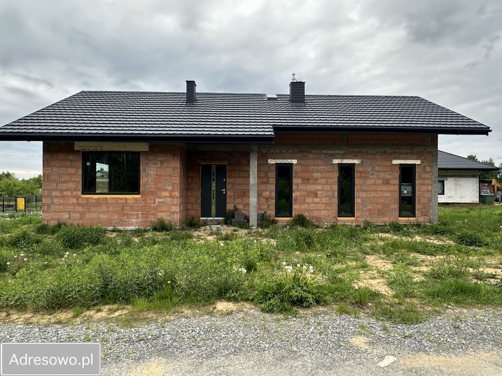 dom wolnostojący, 4 pokoje Malinie. Zdjęcie 11