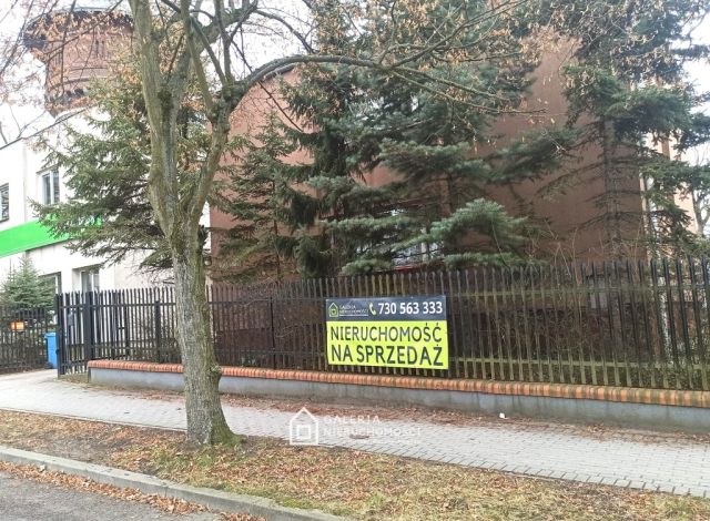 dom wolnostojący, 4 pokoje Gniezno, ul. Żwirki i Wigury. Zdjęcie 2