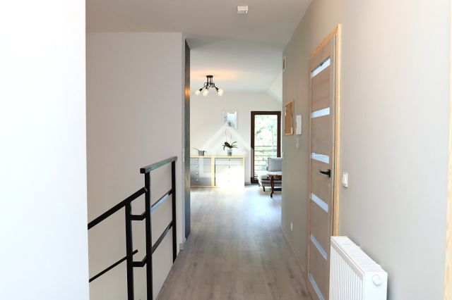 Mieszkanie 3-pokojowe Zagórze. Zdjęcie 8