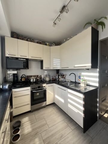 Mieszkanie 3-pokojowe Andrychów, ul. Stanisława Lenartowicza. Zdjęcie 1