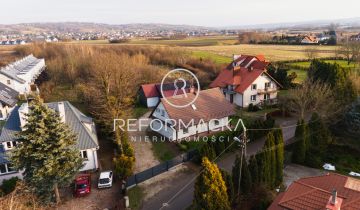 dom wolnostojący, 5 pokoi Rzeszów, ul. Kornela Makuszyńskiego