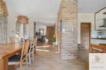 dom wolnostojący, 6 pokoi Wrocław Krzyki, ul. Deszczowa. Zdjęcie 4