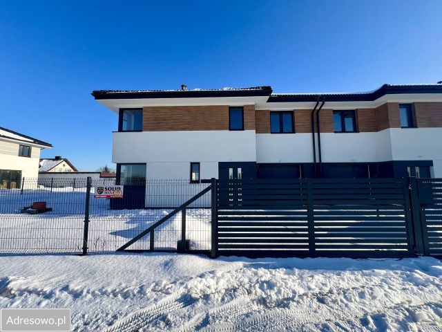 bliźniak, 5 pokoi Michałowice-Wieś, ul. Aksamitna. Zdjęcie 1