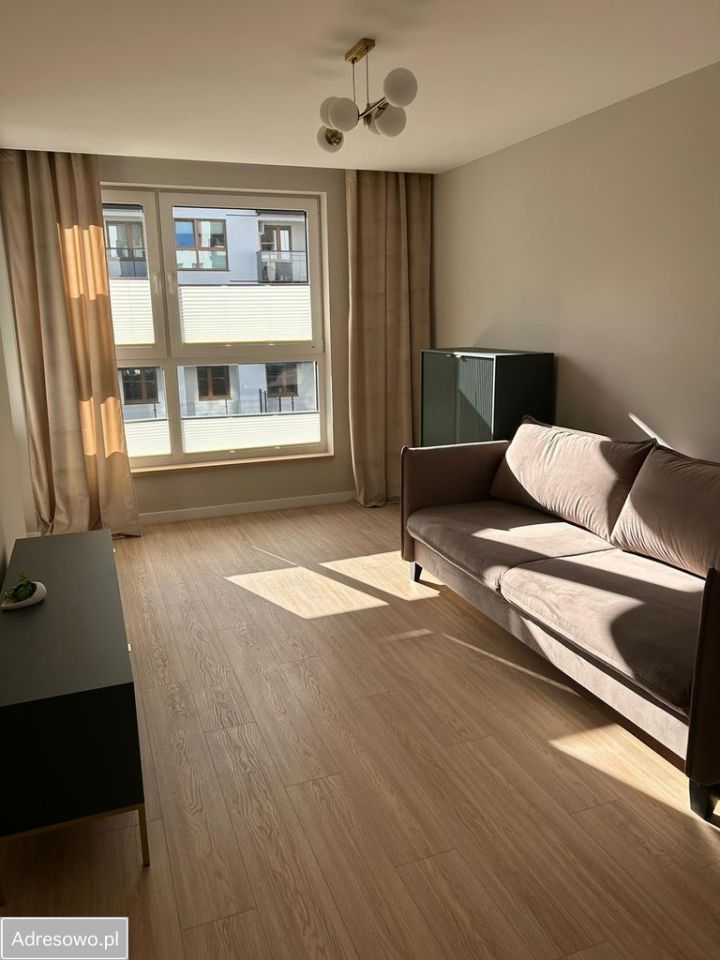 Mieszkanie 3-pokojowe Radom Kaptur, ul. Równa. Zdjęcie 3