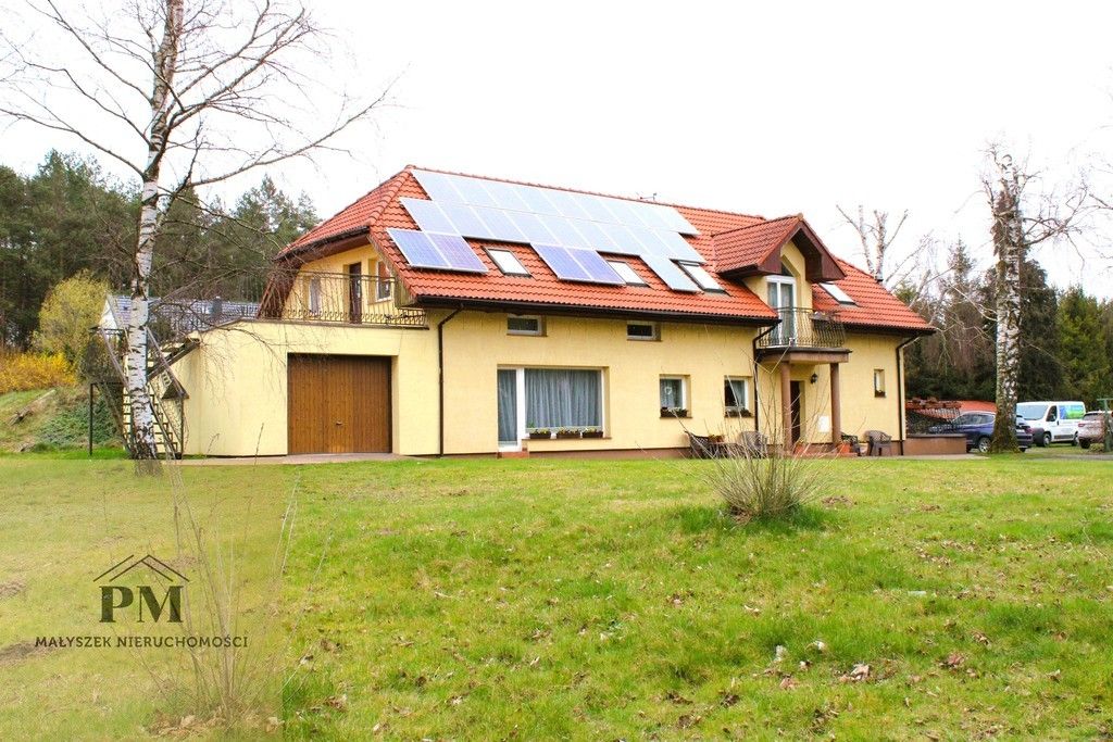 dom wolnostojący, 7 pokoi Trawica. Zdjęcie 3