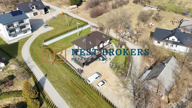 dom wolnostojący, 8 pokoi Łętownia. Zdjęcie 5