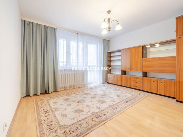 Mieszkanie 3-pokojowe Kraków Bieńczyce, os. Tysiąclecia. Zdjęcie 1