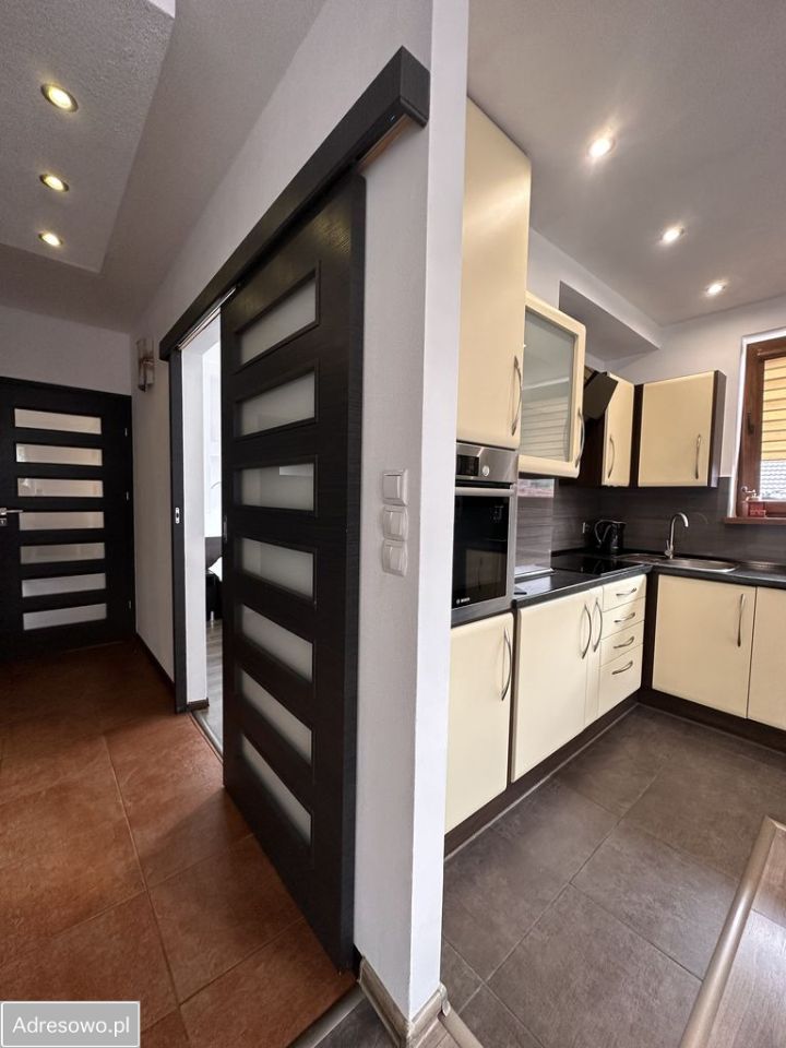 Mieszkanie 3-pokojowe Jelenia Góra Centrum, ul. 1 Maja. Zdjęcie 16