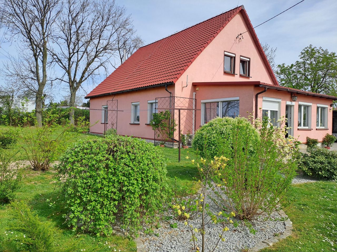 dom wolnostojący, 5 pokoi Szymanowice. Zdjęcie 5