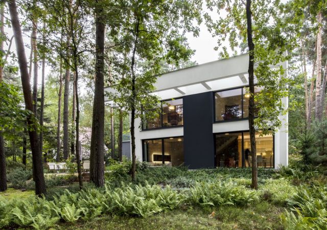 dom wolnostojący, 5 pokoi Magdalenka, ul. Paprociowa. Zdjęcie 24