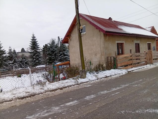 dom wolnostojący, 3 pokoje Radoszowy, ul. Główna. Zdjęcie 1