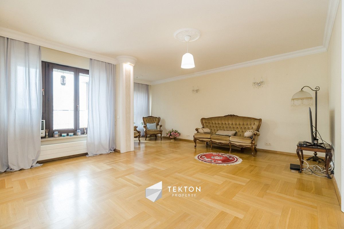 Mieszkanie 3-pokojowe Warszawa Śródmieście, ul. Grzybowska