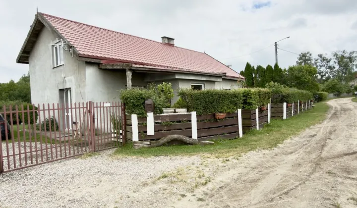 gospodarstwo, 4 pokoje Komorowo