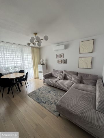 Mieszkanie 3-pokojowe Warszawa Targówek, ul. Ludwika Kondratowicza. Zdjęcie 1