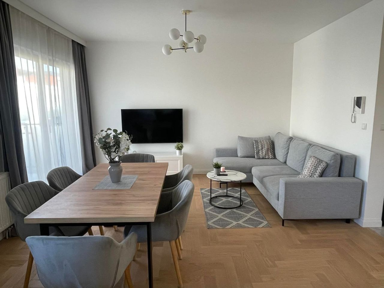 Mieszkanie 3-pokojowe Warszawa Wilanów, ul. Sarmacka. Zdjęcie 2