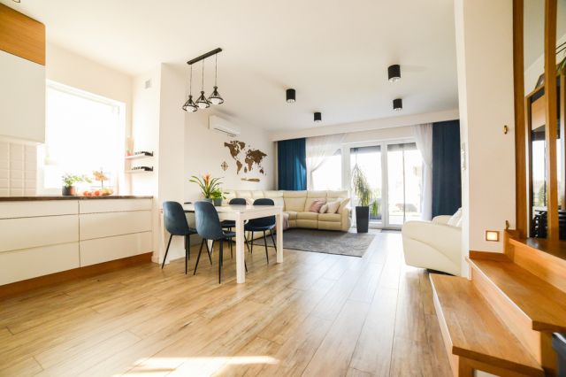 dom szeregowy, 6 pokoi Ząbki, ul. Skowronka. Zdjęcie 34