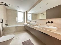 Mieszkanie 4-pokojowe Bibice, ul. Graniczna. Zdjęcie 3