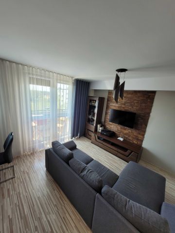 Mieszkanie 4-pokojowe Racibórz, ul. Mysłowicka. Zdjęcie 1