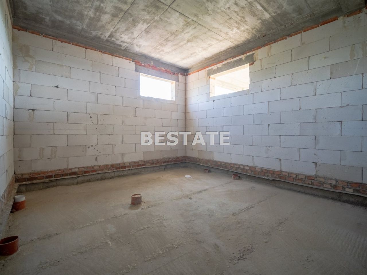 Hala/magazyn Tuszów Narodowy. Zdjęcie 17