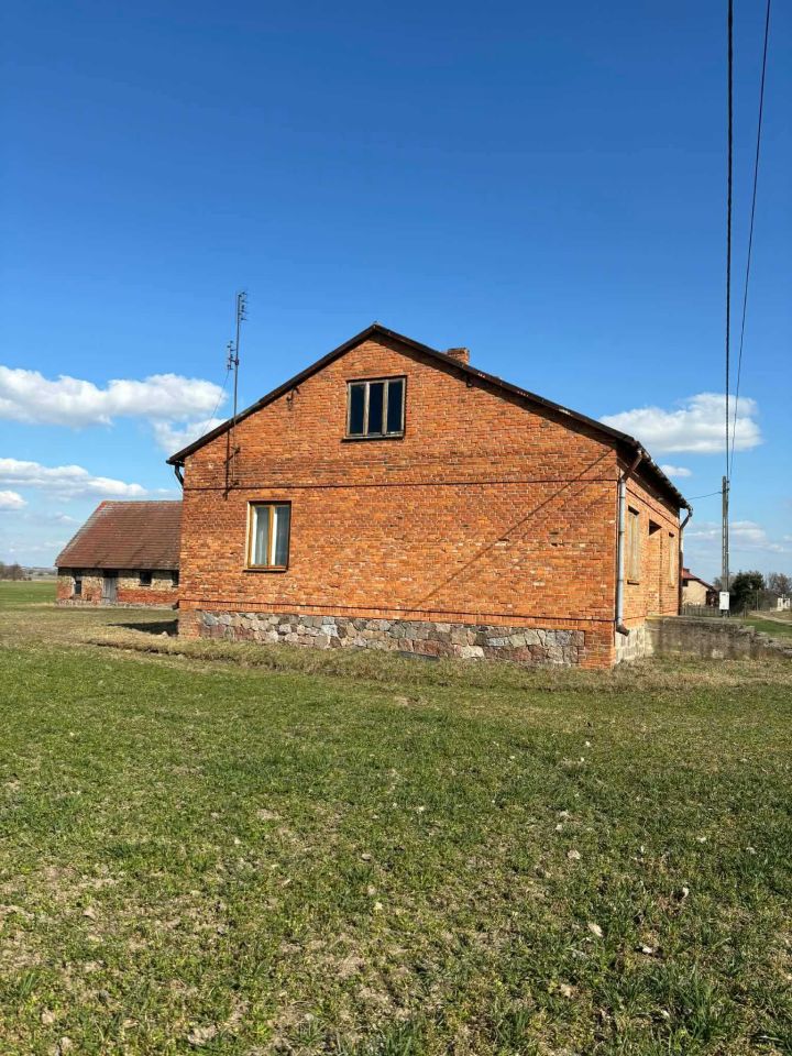 dom wolnostojący, 3 pokoje Grzybów Dolny. Zdjęcie 2