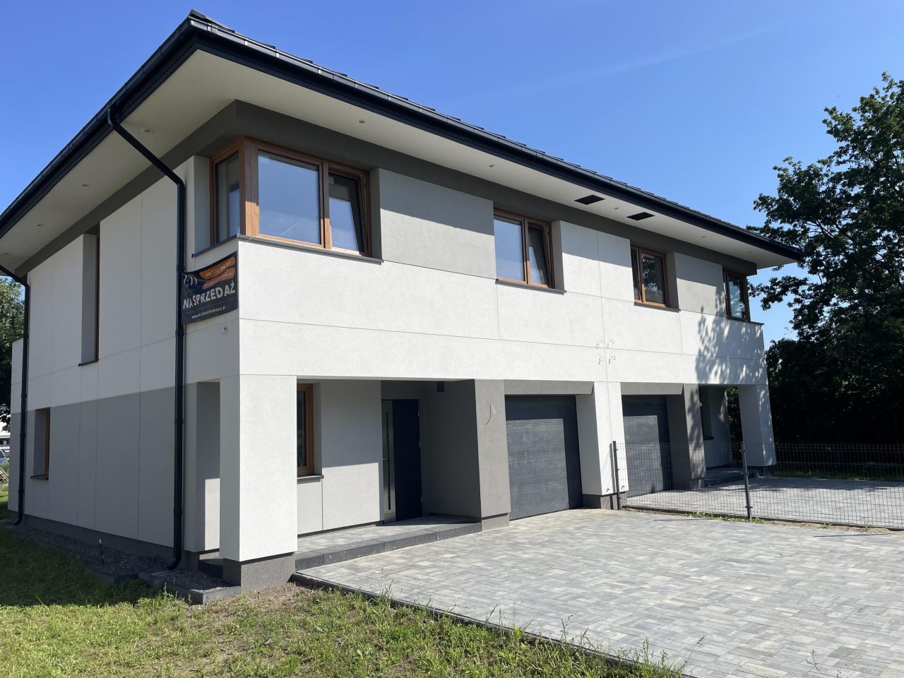 bliźniak Brwinów, ul. Pigwowa