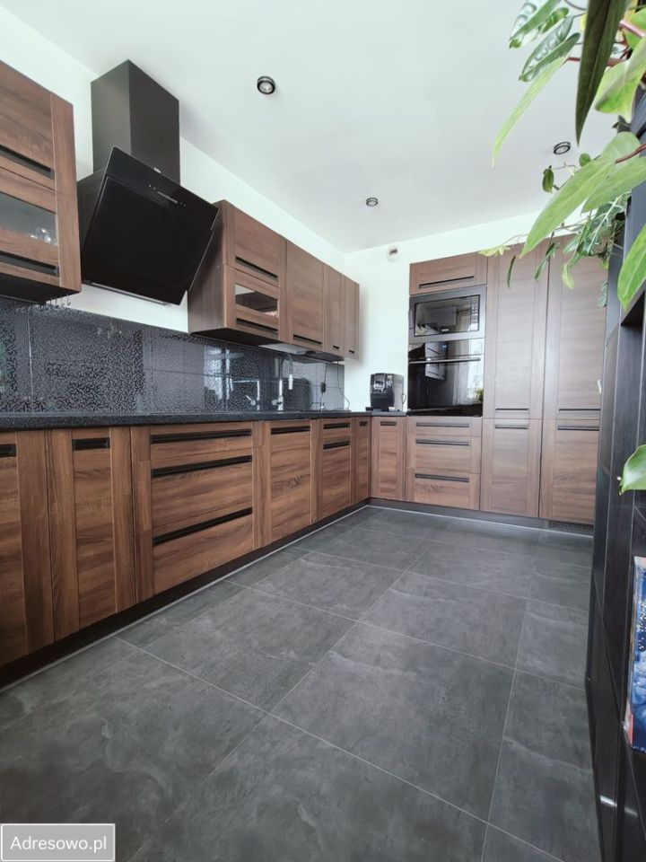 Mieszkanie 3-pokojowe Kiełczów. Zdjęcie 6