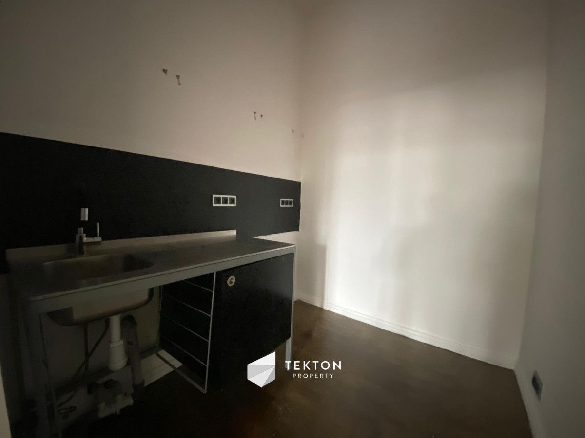 Mieszkanie 3-pokojowe Poznań Stare Miasto, ul. Franciszka Ratajczaka. Zdjęcie 29