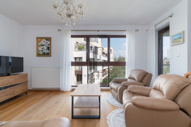 Mieszkanie 3-pokojowe Warszawa Wilanów. Zdjęcie 1