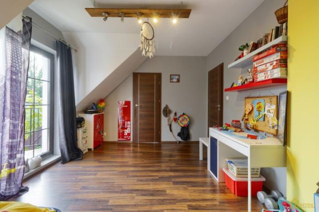 dom wolnostojący, 5 pokoi Stara Wieś. Zdjęcie 11