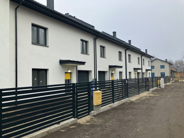 dom szeregowy, 4 pokoje Zielonka Zosinek, ul. Ossowska. Zdjęcie 1