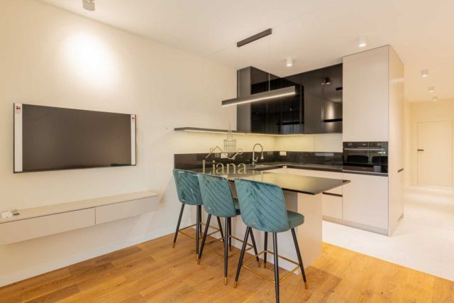 Mieszkanie 3-pokojowe Warszawa Wola, ul. Kacpra Karlińskiego. Zdjęcie 1