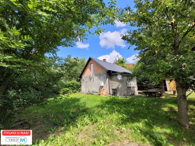 dom wolnostojący, 2 pokoje Działoszyce. Zdjęcie 1