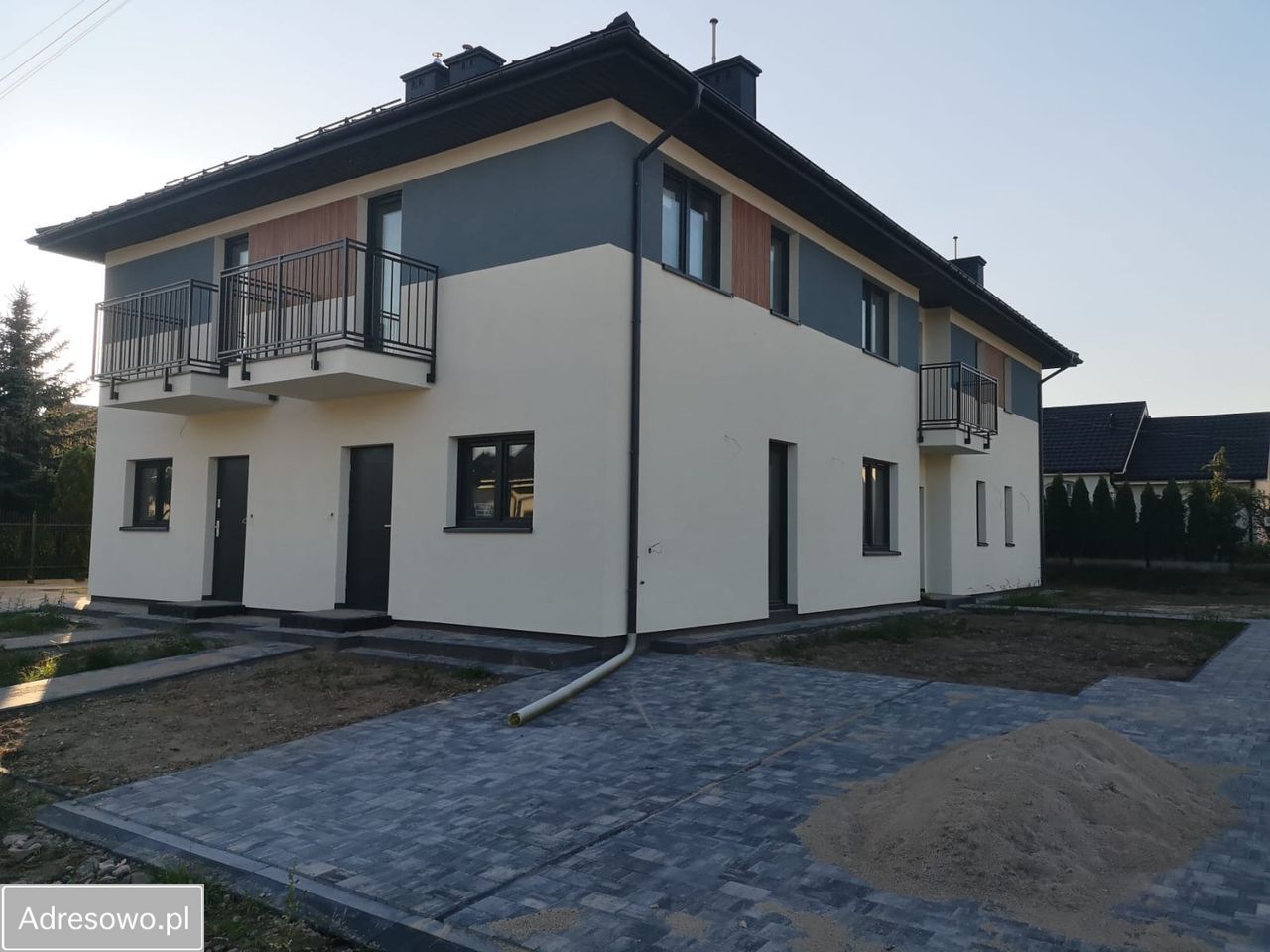 dom szeregowy, 4 pokoje Nowy Dwór Mazowiecki